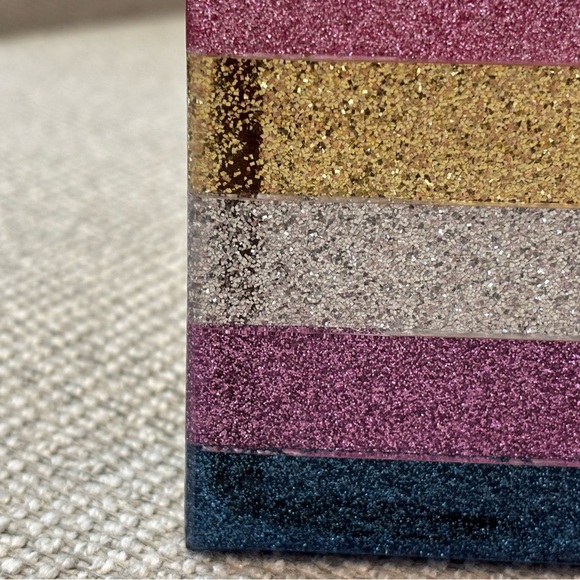 Purse - Picture 9 of 13